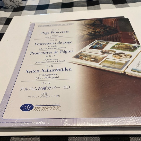 The creative memories lot of 2.size 12x12 - Picture 4 of 6